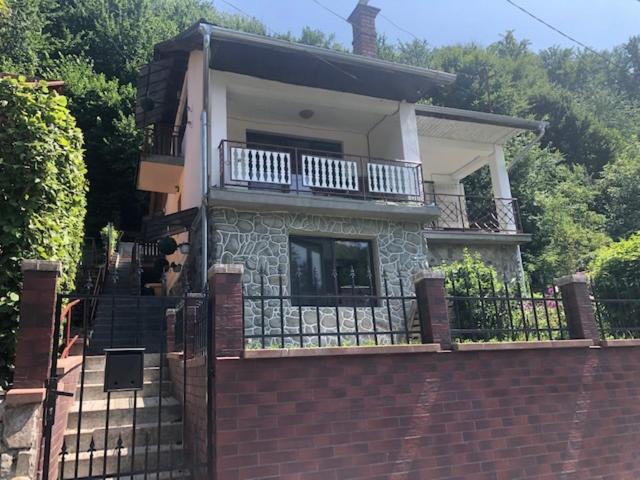סובאטה Kral Villa מראה חיצוני תמונה